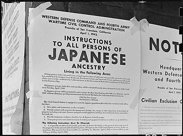 Image : http://www.archives.gov/education/lessons/japanese-relocation/images/order-posting.gif