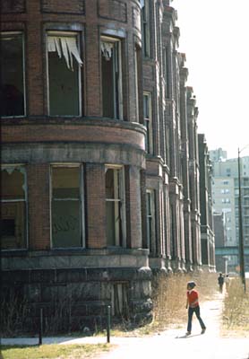 Empty housing in the ghetto on Chicago's South Side. May 1973 (NWDNS-412-DA-13712)