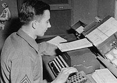 keypunch operator