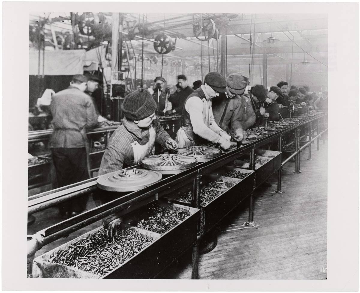 Ford auto assembly line, 1913