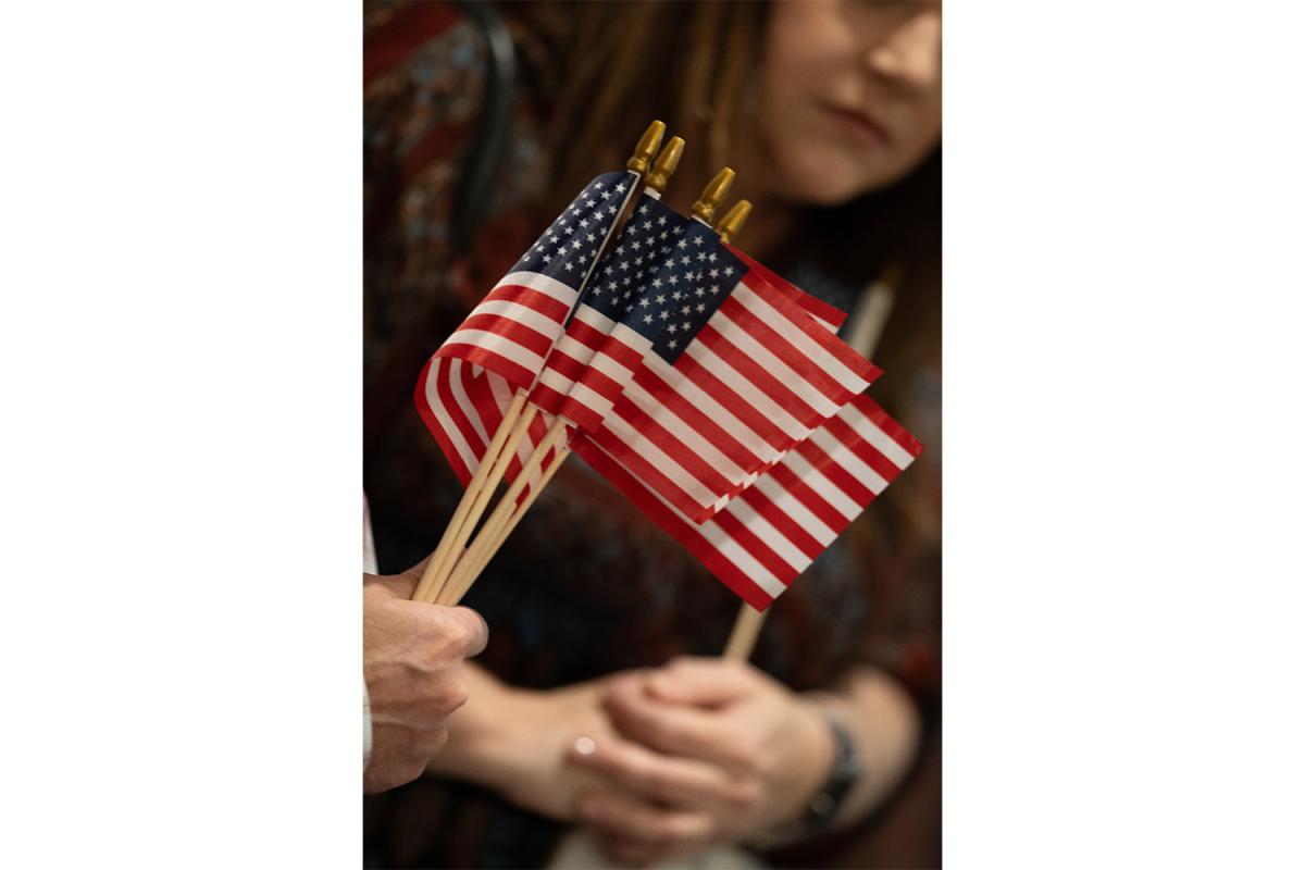 Slideshow background image