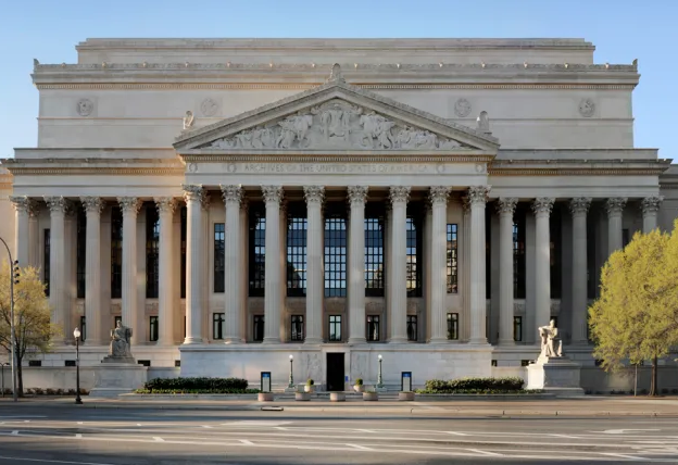National Archives Building, Pennsylvania Avenue entrance National Archives. Photo by Richard Schneider