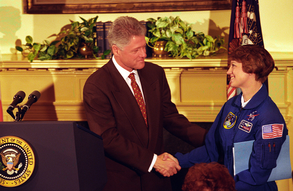 President Bill Clinton and astronaut Eileen Collins