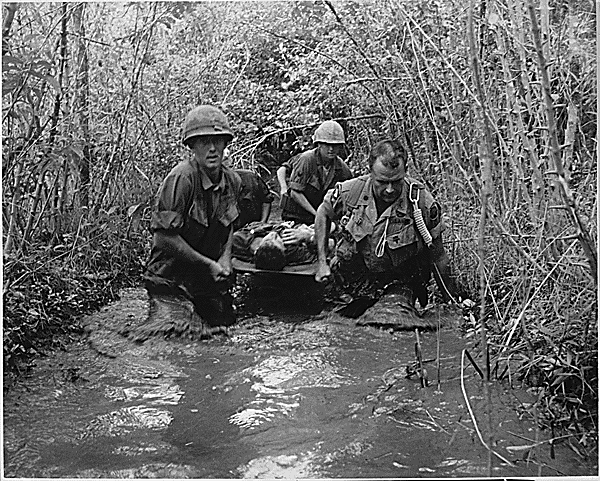 soldiers in Vietnam