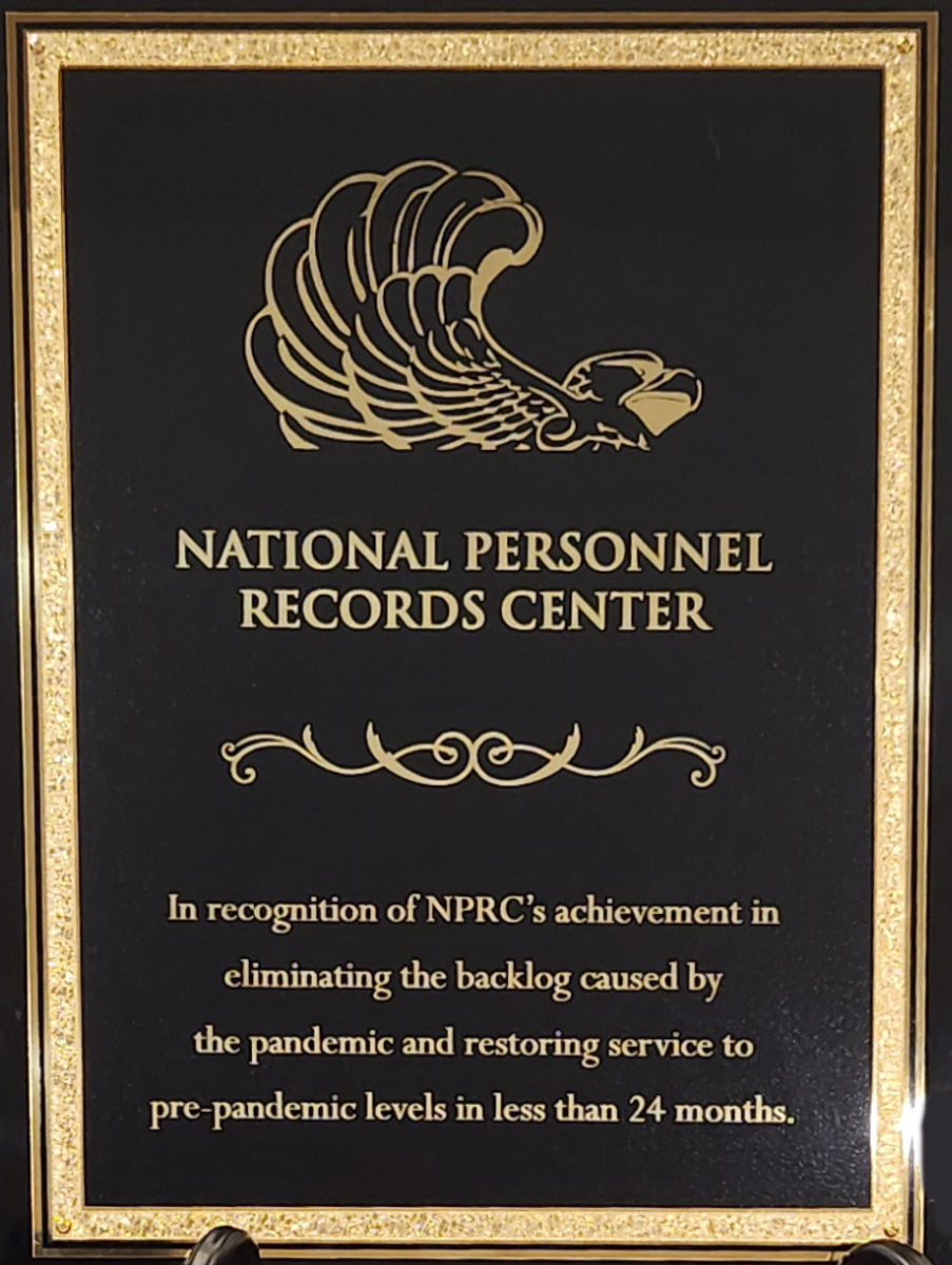Plaque commemorating the elimination of the backlog of veterans records requests