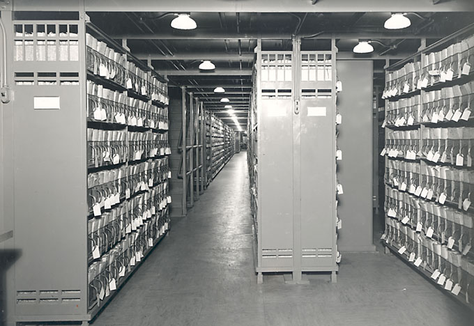 Proper storage of government records in the stacks of the National Archives